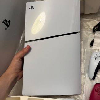 Playstation 5 Slim Digital Edition 1TB - conditie excelenta, fullbox + o maneta noua nefolosita