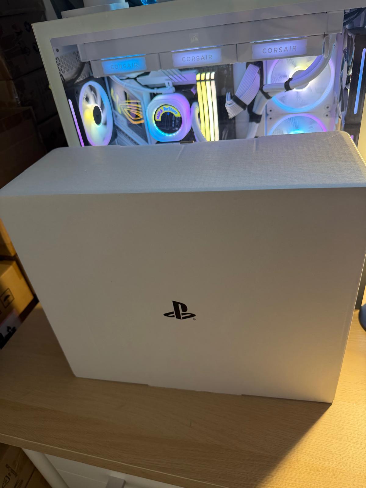 Consola Sony PS5 (PlayStation 5), E-Chassis, Slim, DISC Edition, 1TB, Alb - imagine 2