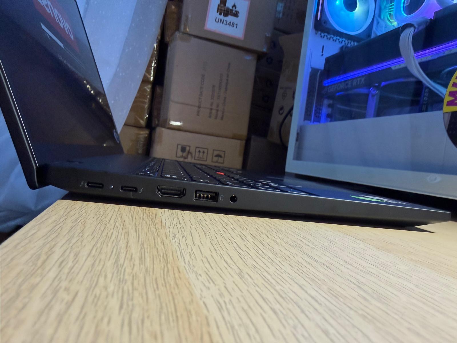 Laptop Lenovo ThinkPad T16 Gen 3 cu procesor Intel® Core™ Ultra 7 155U pana la 4.8 GHz, 16", WUXGA, IPS, 32GB DDR5, 256GB SSD, Intel® Graphics, Windows 11 Pro, Black - imagine 9