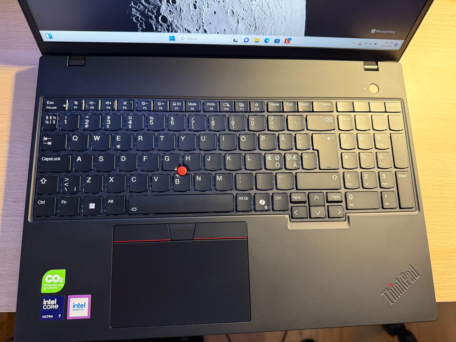 Laptop Lenovo ThinkPad T16 Gen 3 cu procesor Intel® Core™ Ultra 7 155U pana la 4.8 GHz, 16", WUXGA, IPS, 32GB DDR5, 256GB SSD, Intel® Graphics, Windows 11 Pro, Black - imagine 5