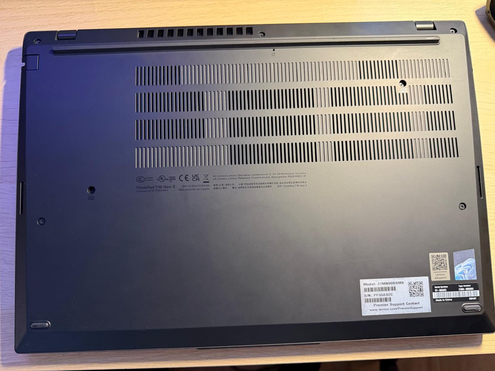 Laptop Lenovo ThinkPad T16 Gen 3 cu procesor Intel® Core™ Ultra 7 155U pana la 4.8 GHz, 16", WUXGA, IPS, 32GB DDR5, 256GB SSD, Intel® Graphics, Windows 11 Pro, Black - imagine 7