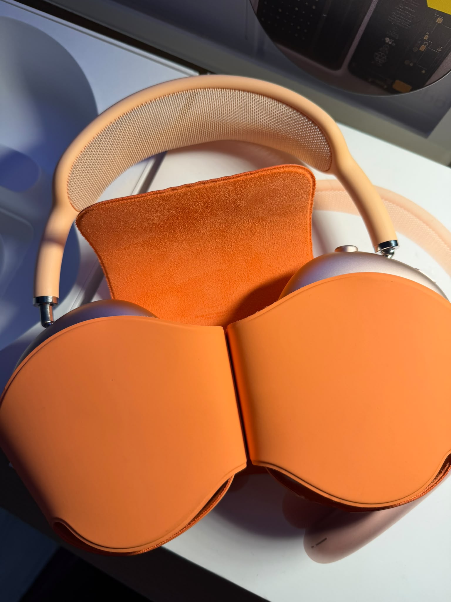 Casti Apple AirPods Max (2024), Orange USB-C - imagine 7