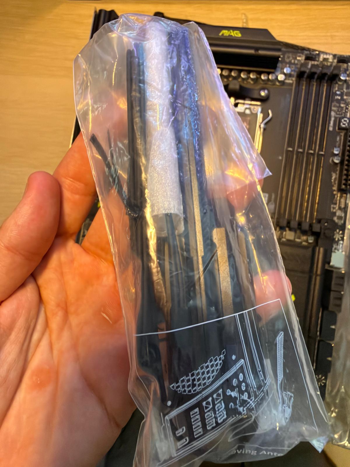 Placa de baza AM5 MSI MAG X870 TOMAHAWK WIFI - imagine 9